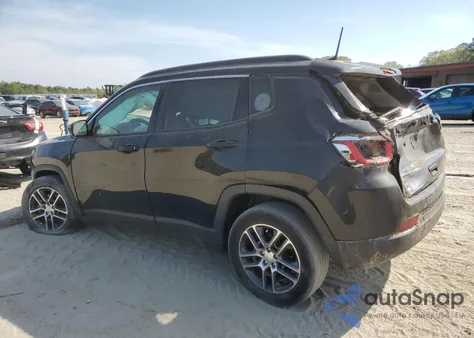 2020 Jeep Compass Latitude z USA, uszkodzony, nr VIN 3C4NJDBB9LT153881